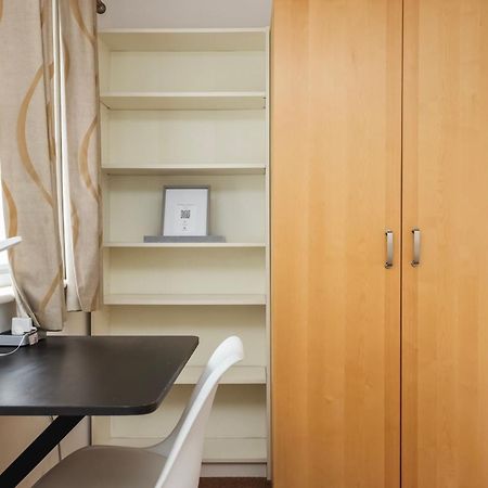 Vibrant Clapham Double Bedroom Londres Exterior foto